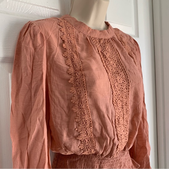 Long Sleeve Victorian Style Crochet Design Top - Picture 6 of 6